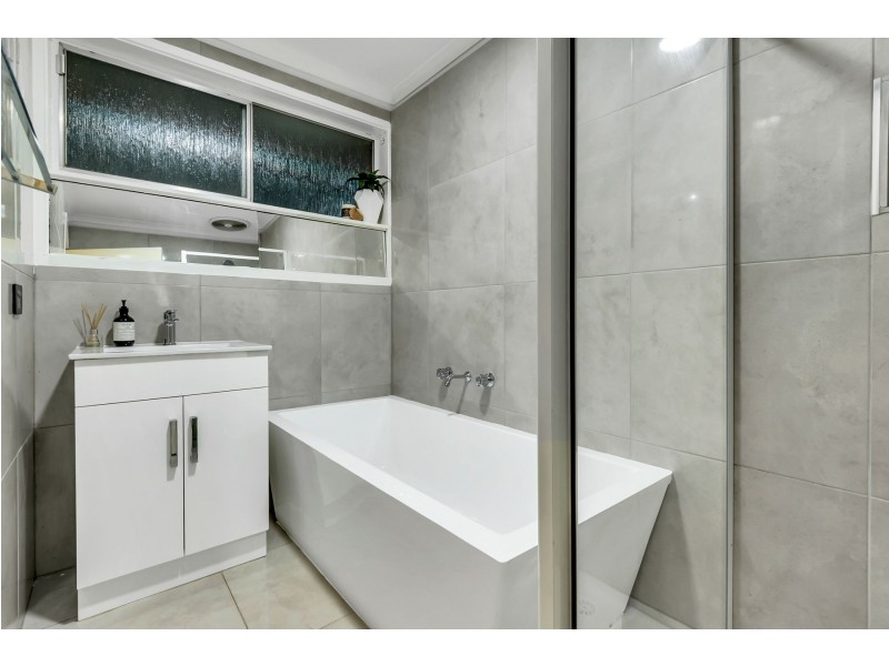 14 Queenscliff Road, Thomastown VIC 3074