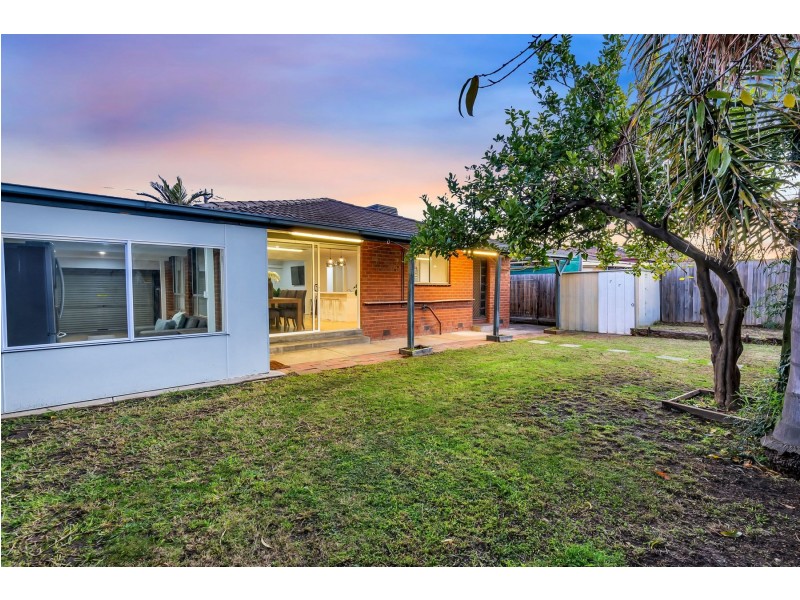 14 Queenscliff Road, Thomastown VIC 3074