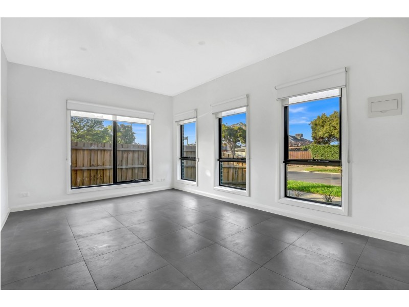 2B Anstey Avenue, Reservoir VIC 3073