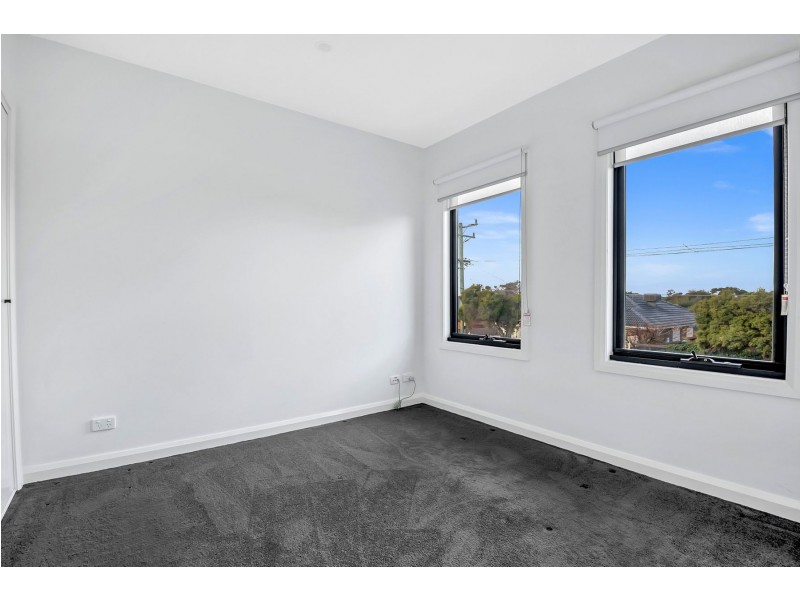 2B Anstey Avenue, Reservoir VIC 3073