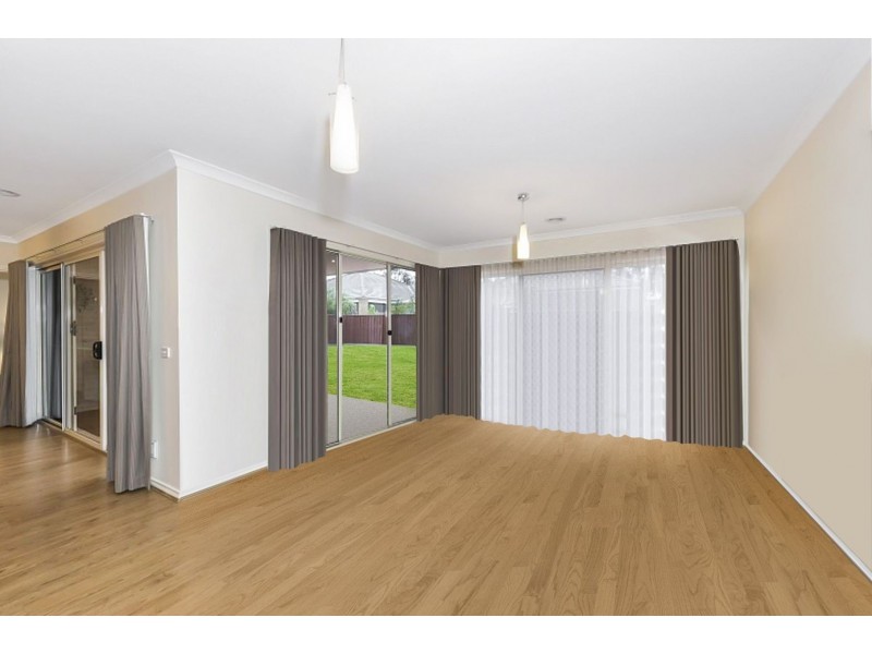 45 Manor House Drive, Epping VIC 3076