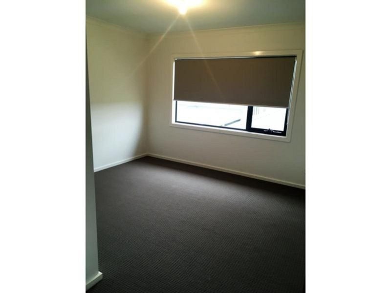 11 Banrock Place, Wollert VIC 3750