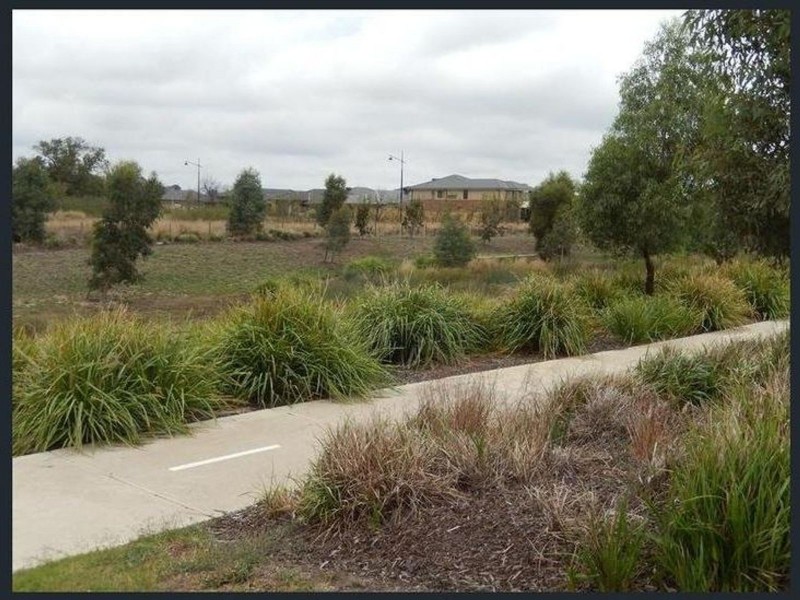 9 Hollaway Drive, Mernda VIC 3754