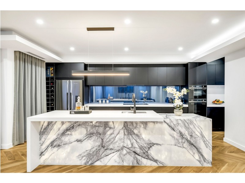 6 Joybelle Way, South Morang VIC 3752