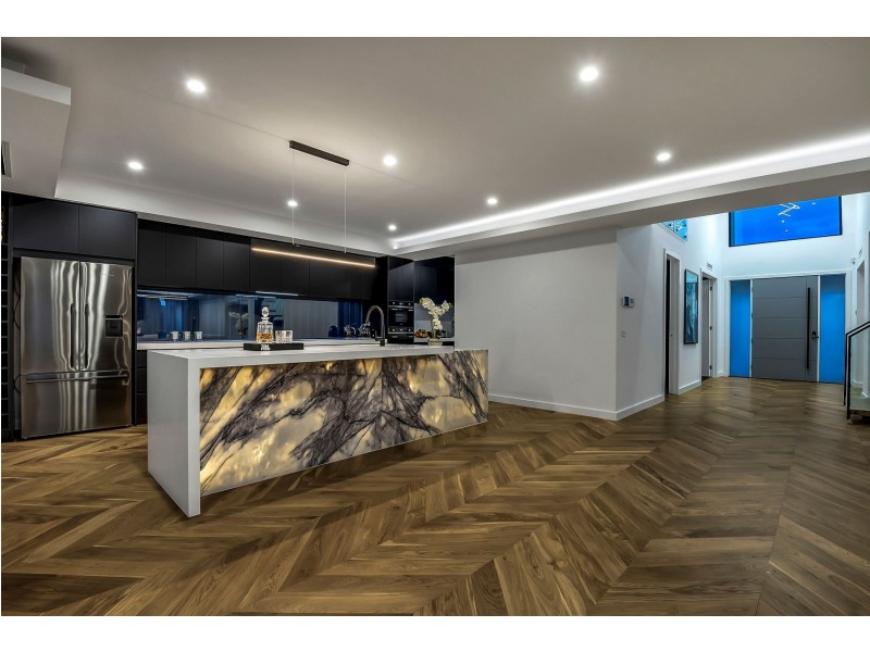 6 Joybelle Way, South Morang VIC 3752