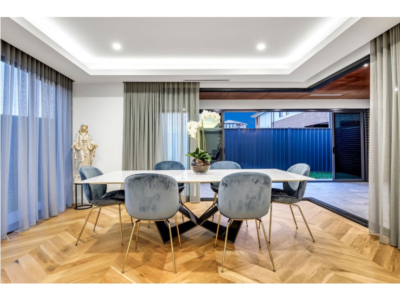 6 Joybelle Way, South Morang VIC 3752