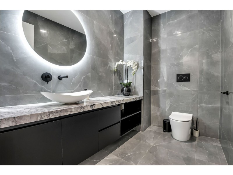 6 Joybelle Way, South Morang VIC 3752