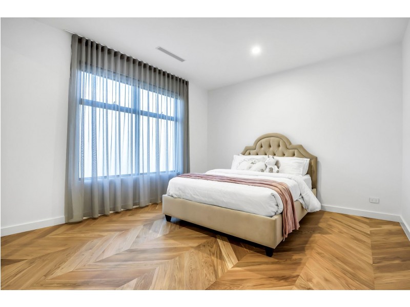 6 Joybelle Way, South Morang VIC 3752