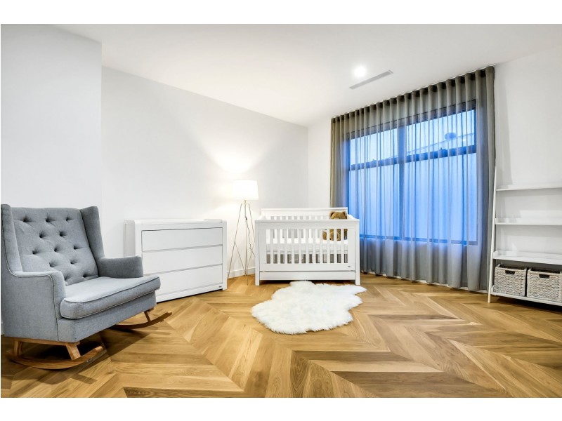 6 Joybelle Way, South Morang VIC 3752