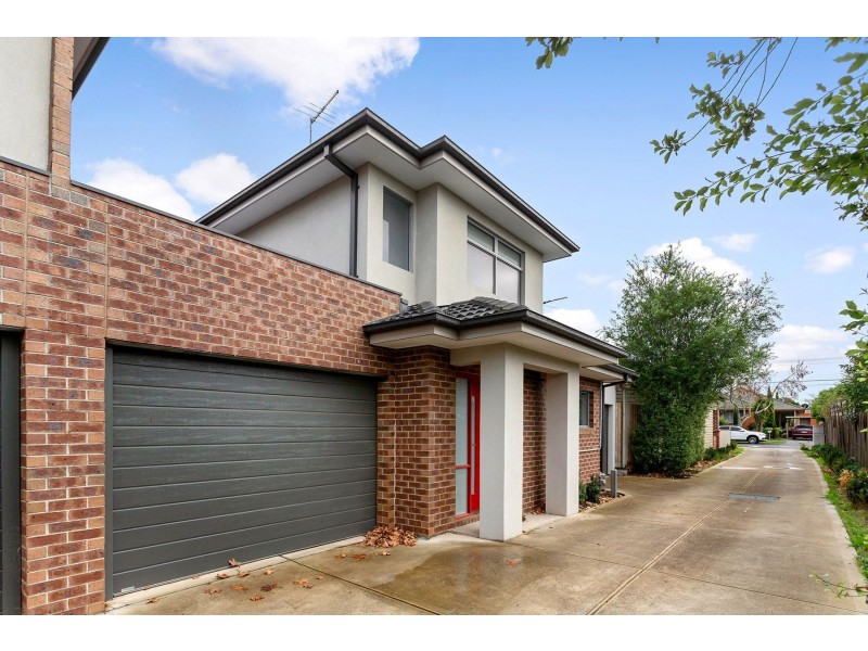 2/155 Rathcown Road, Reservoir VIC 3073