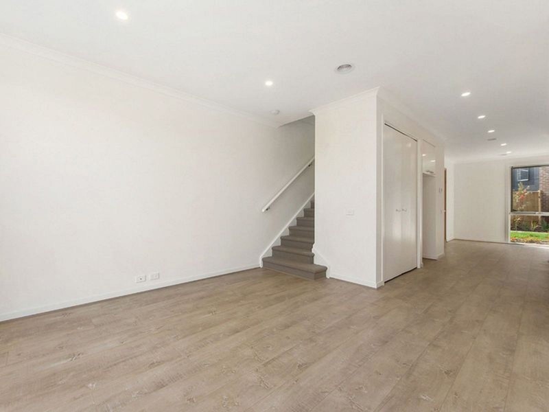 4 Toombal Place, Craigieburn VIC 3064