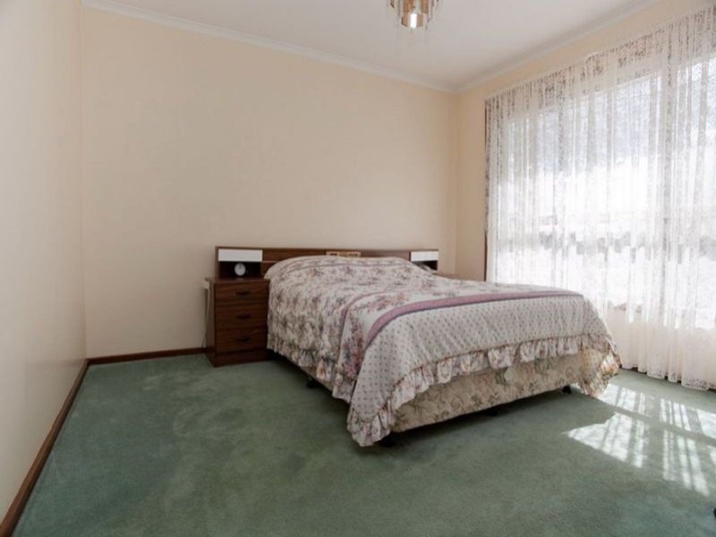 69 Barry Road, Thomastown VIC 3074