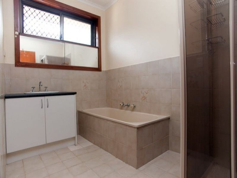 69 Barry Road, Thomastown VIC 3074