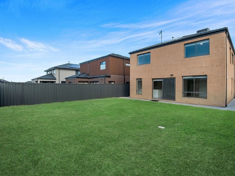19 McKane Street, Kalkallo VIC 3064