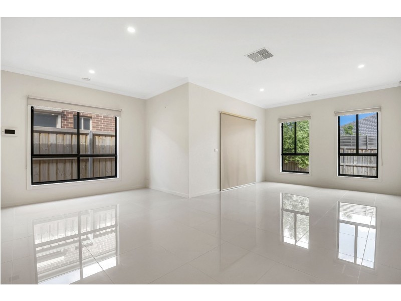 22 Aintree Drive, Wollert VIC 3750