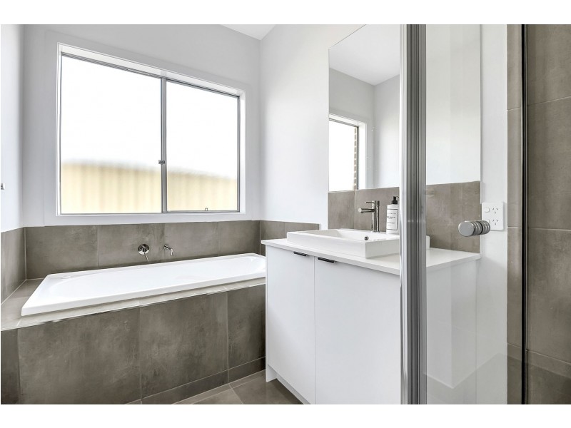 39 Graphite Crescent, Wollert VIC 3750