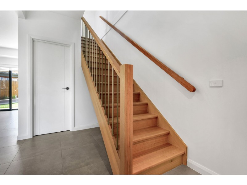 2A Anstey Avenue, Reservoir VIC 3073