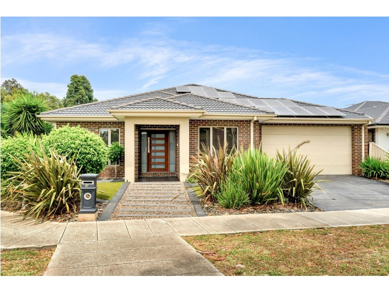 37 Viewgrand Boulevard, Epping VIC 3076