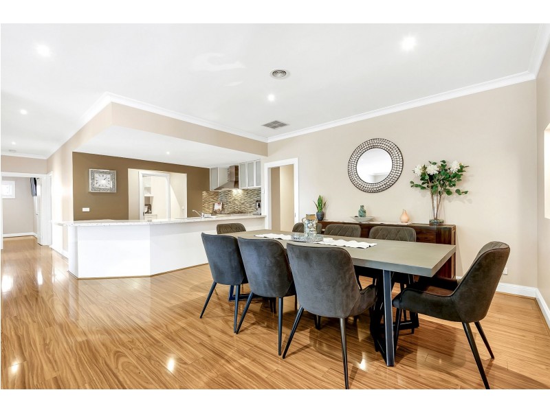 37 Viewgrand Boulevard, Epping VIC 3076