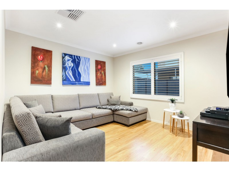 31 Ben Loman Circuit, Craigieburn VIC 3064