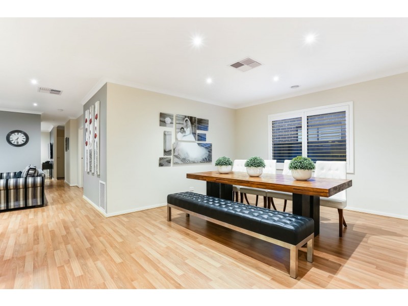 31 Ben Loman Circuit, Craigieburn VIC 3064