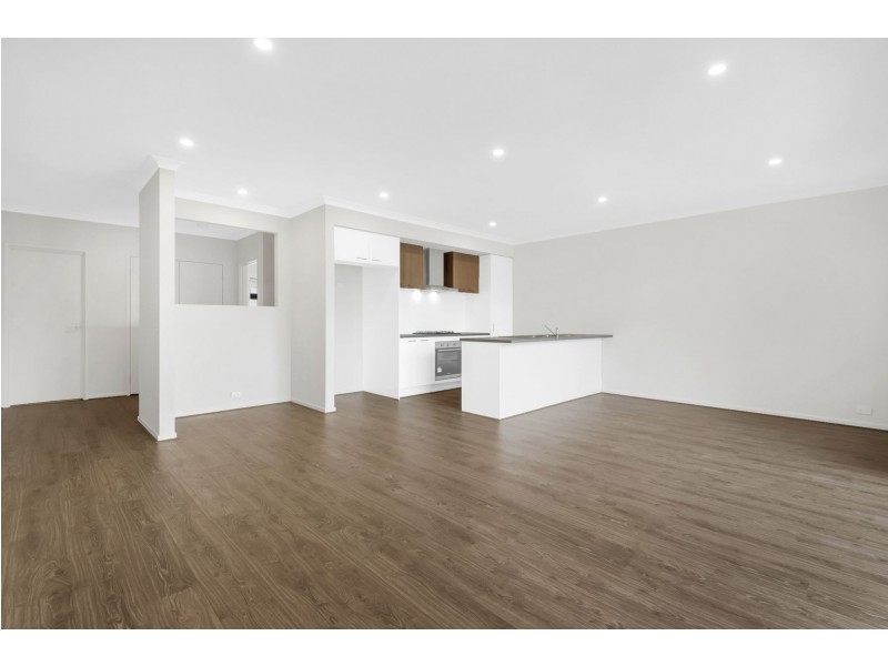 5 Soho Crescent, Wollert VIC 3750