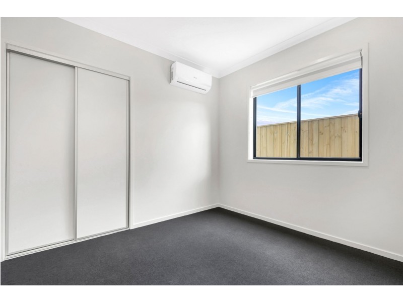 5 Soho Crescent, Wollert VIC 3750
