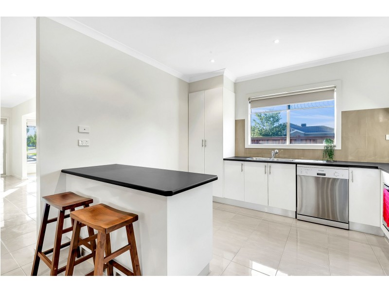 1 Hotspur Drive, Wollert VIC 3750