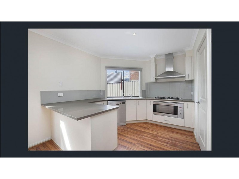 6 Boulder Walk, Epping VIC 3076