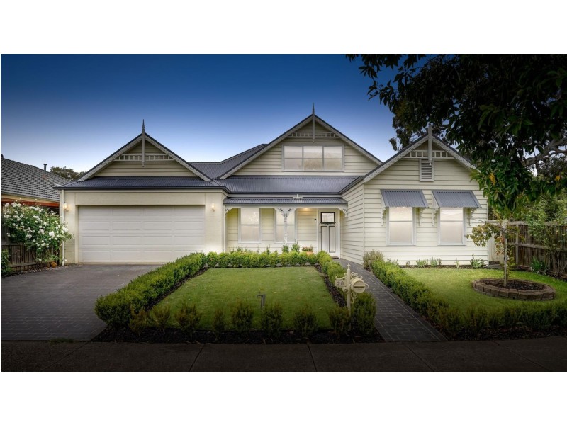 26 Kinkora Crescent, South Morang VIC 3752