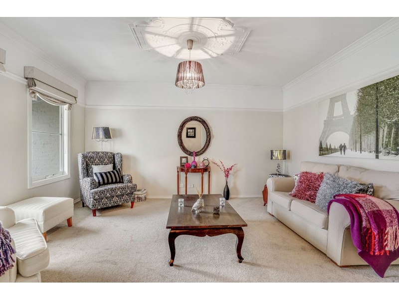 26 Kinkora Crescent, South Morang VIC 3752