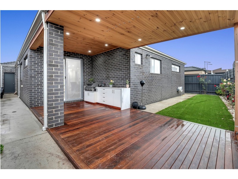 14 Leviticus Street, Epping VIC 3076