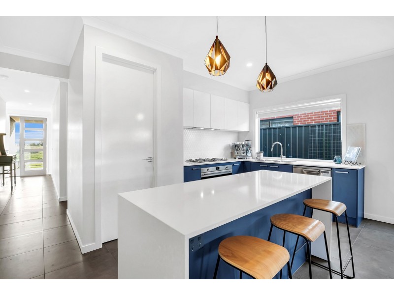 88 Bullion Avenue, Wollert VIC 3750