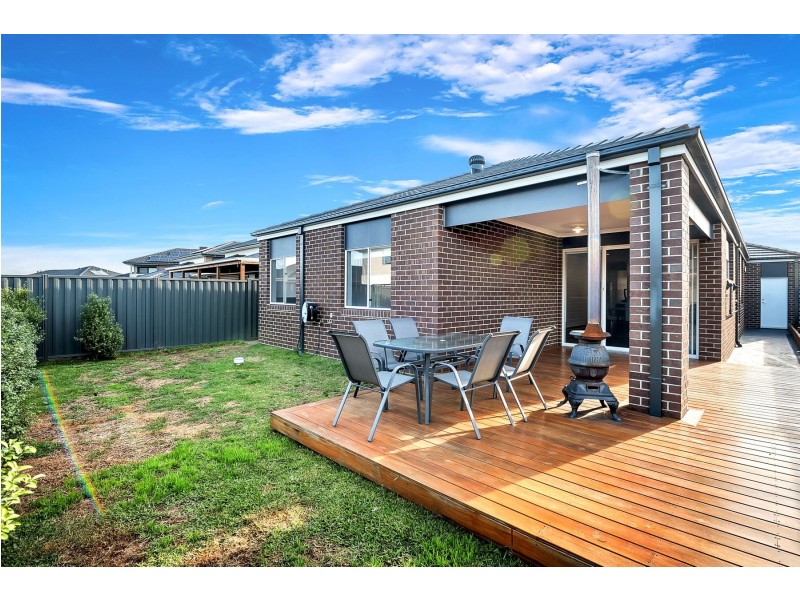 88 Bullion Avenue, Wollert VIC 3750