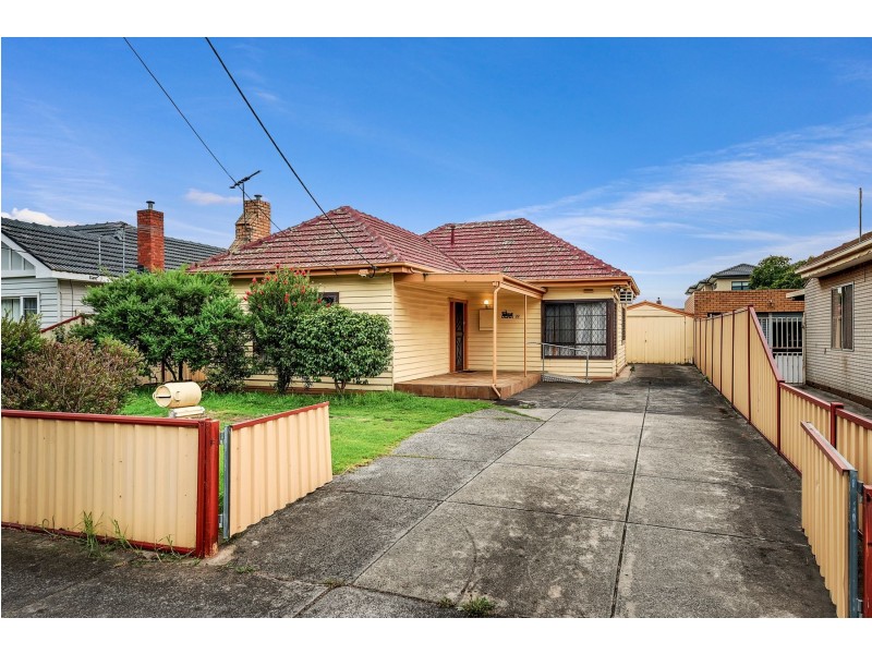 22 Lloyd Avenue, Reservoir VIC 3073
