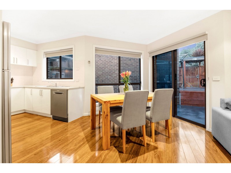 4 Gatehouse Walk, Epping VIC 3076