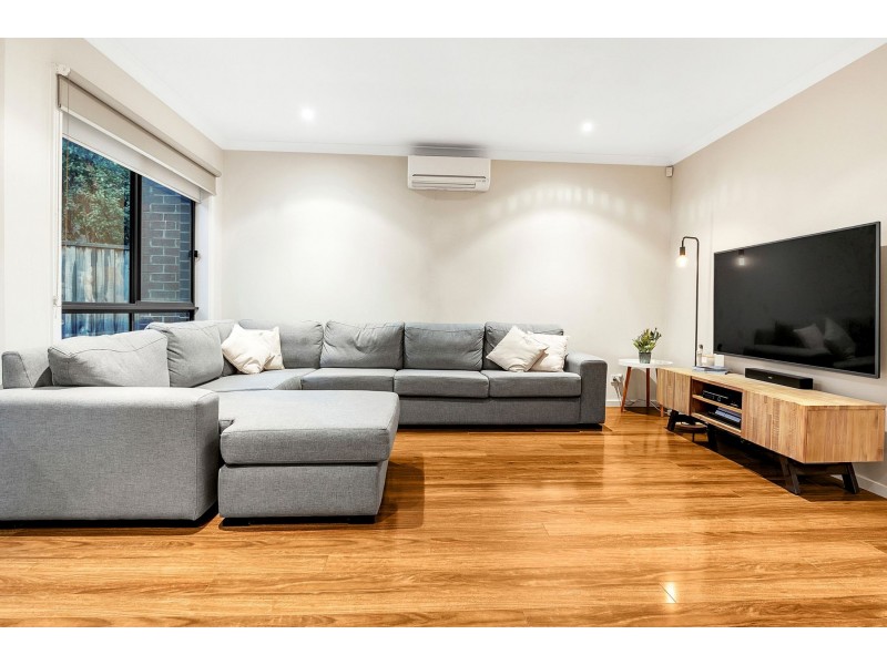 4 Gatehouse Walk, Epping VIC 3076