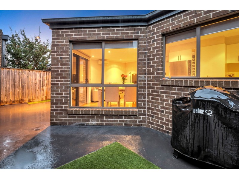 4 Gatehouse Walk, Epping VIC 3076