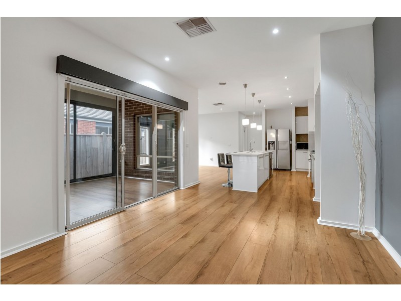 37 Evolve Esplanade, Wollert VIC 3750