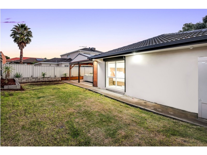 70 Prince of Wales Avenue, Mill Park VIC 3082