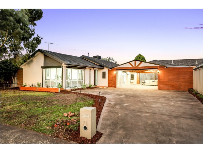 70 Prince of Wales Avenue, Mill Park VIC 3082