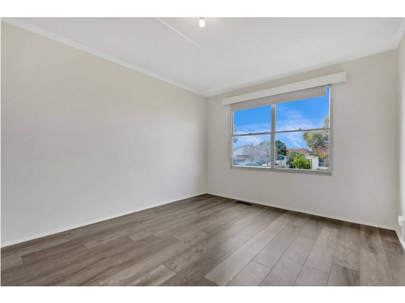 31 Drouin Street, Dallas VIC 3047