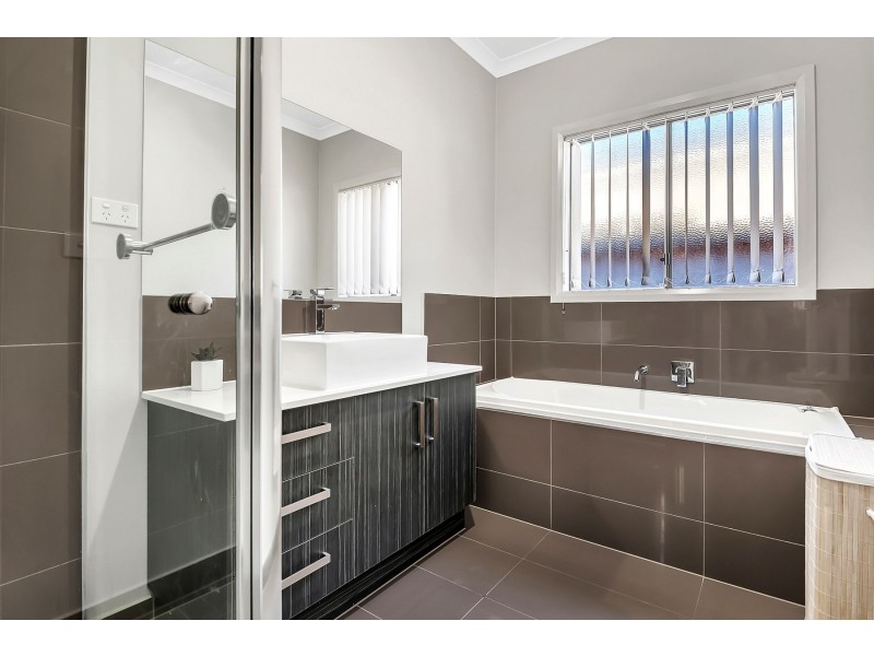 21 Mombassa Drive, Wollert VIC 3750