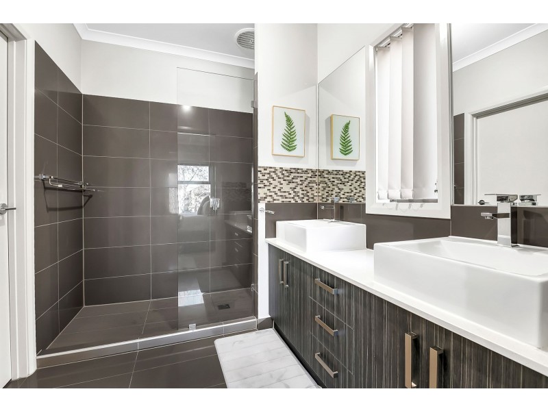 21 Mombassa Drive, Wollert VIC 3750