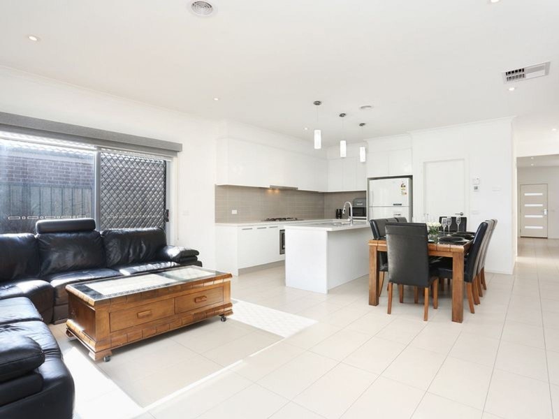 21 Topcliffe Road, Wollert VIC 3750