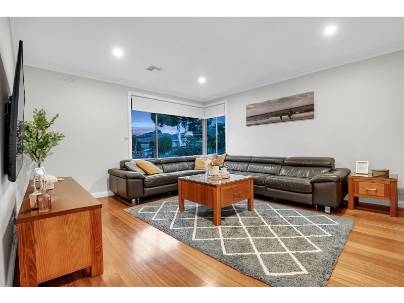 13 Currawong Avenue, Lalor VIC 3075