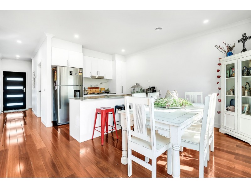 28 Kanangra Terrace, Wollert VIC 3750