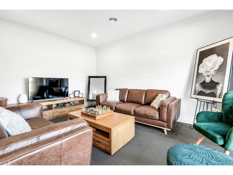 28 Kanangra Terrace, Wollert VIC 3750