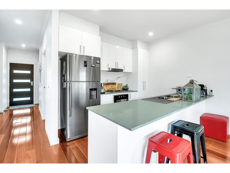 28 Kanangra Terrace, Wollert VIC 3750