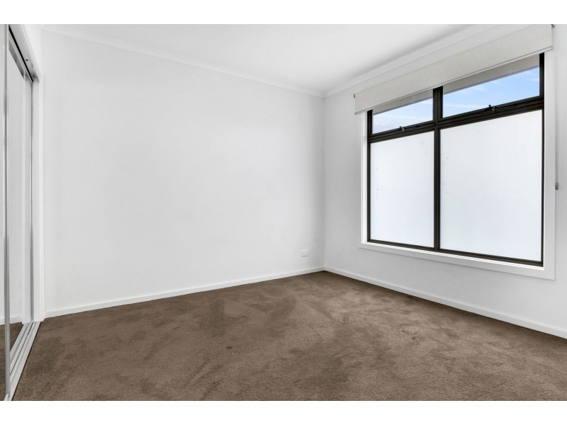 2/94 The Boulevard, Thomastown VIC 3074